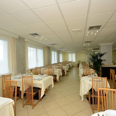 Hotel Lido Mazzini لوانو المظهر الخارجي الصورة
