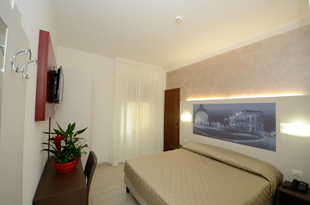 Hotel Lido Mazzini لوانو الغرفة الصورة