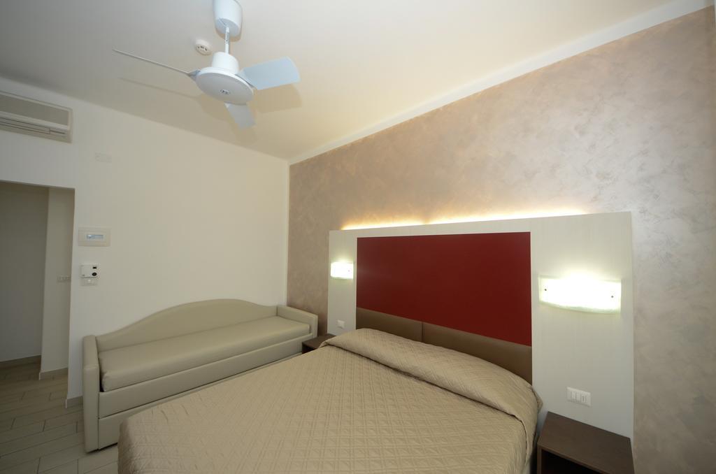 Hotel Lido Mazzini لوانو الغرفة الصورة