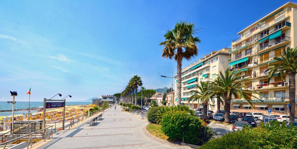 Hotel Lido Mazzini لوانو المظهر الخارجي الصورة